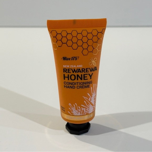 NWOT Givenchy Hydrating Lotion & New Zealand Rewarewa Honey Hand Crème - Picture 3 of 12